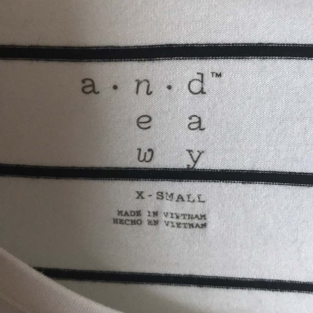 Target striped tee - Picture 2 of 2